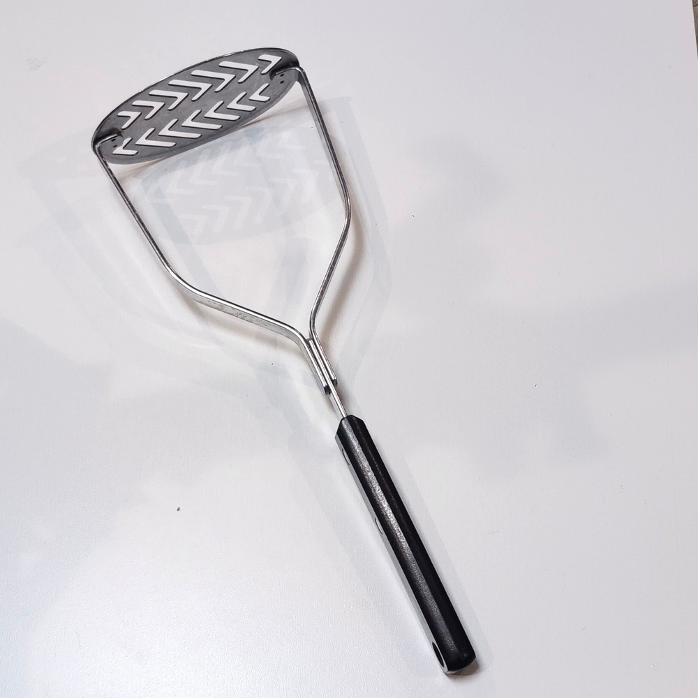 Ekco Forge Potato Masher Silver Stainless Steel Chevron Pattern USA